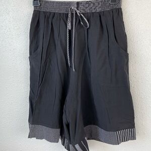 NWT Amy Jess Shorts Size S
